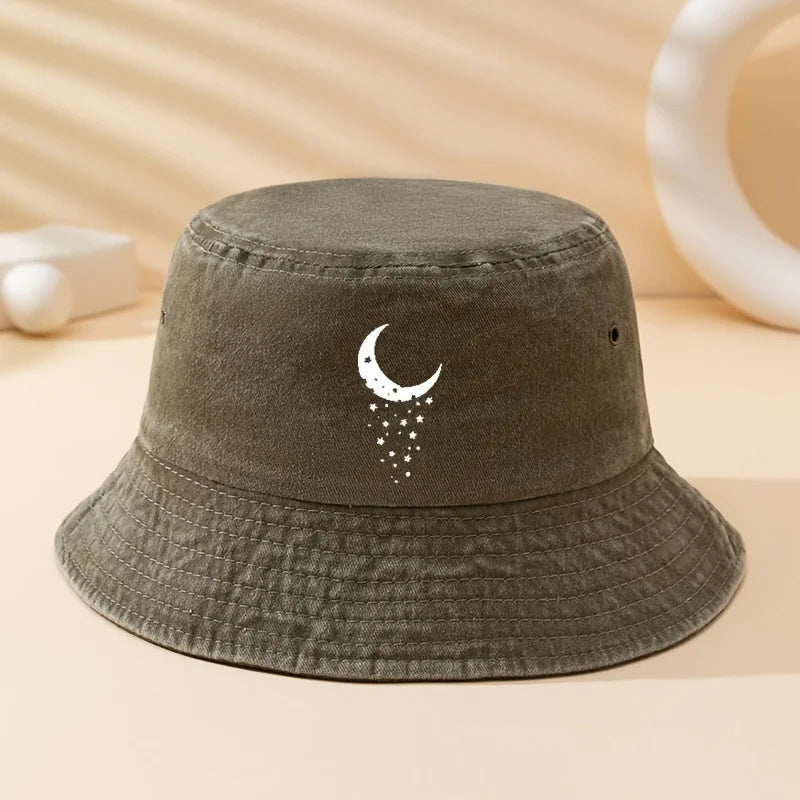 A Unisex Fashionable And Versatile Bucket Hat