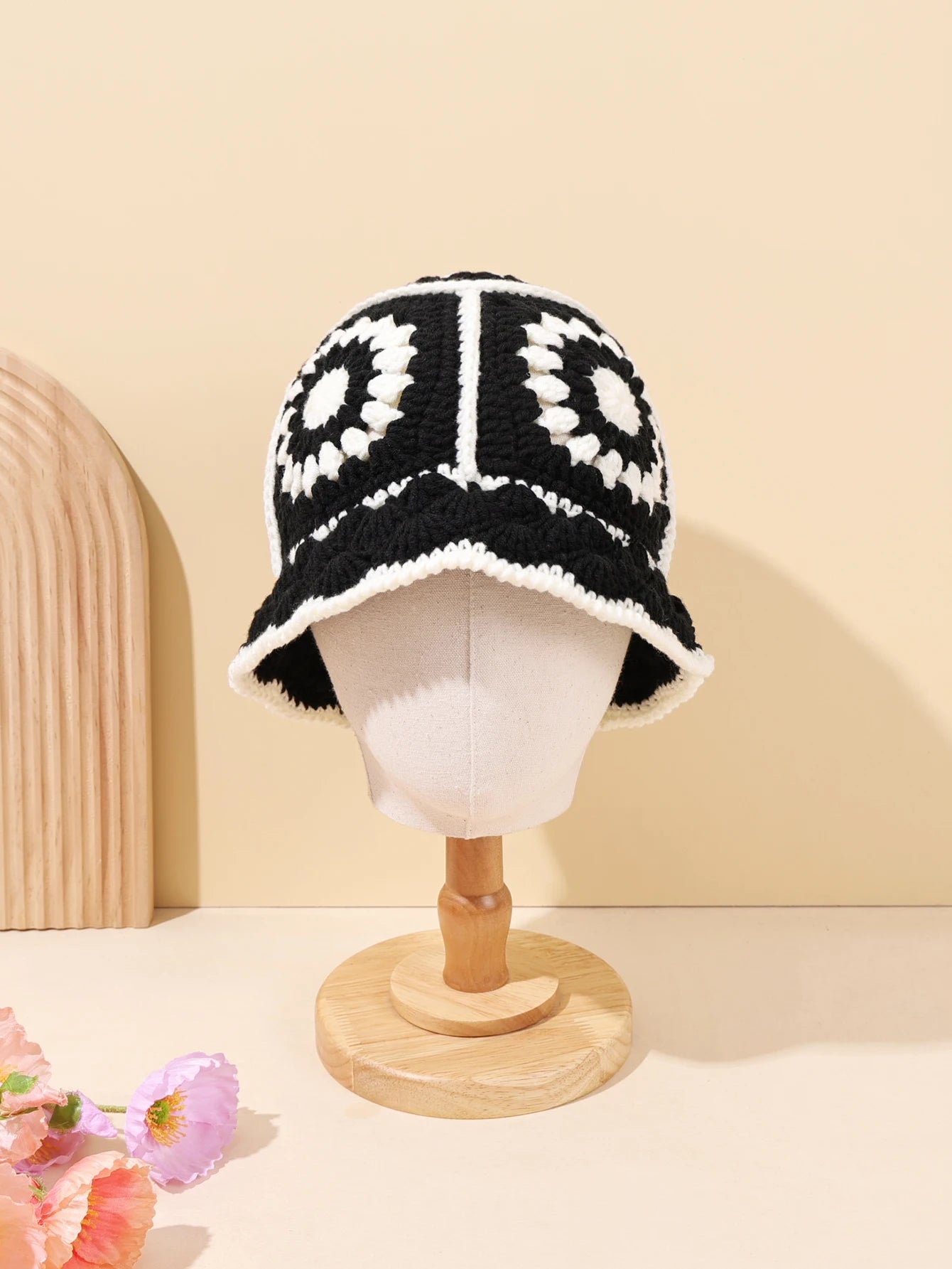 Women Vintage Geometric Crochet Bucket Hat