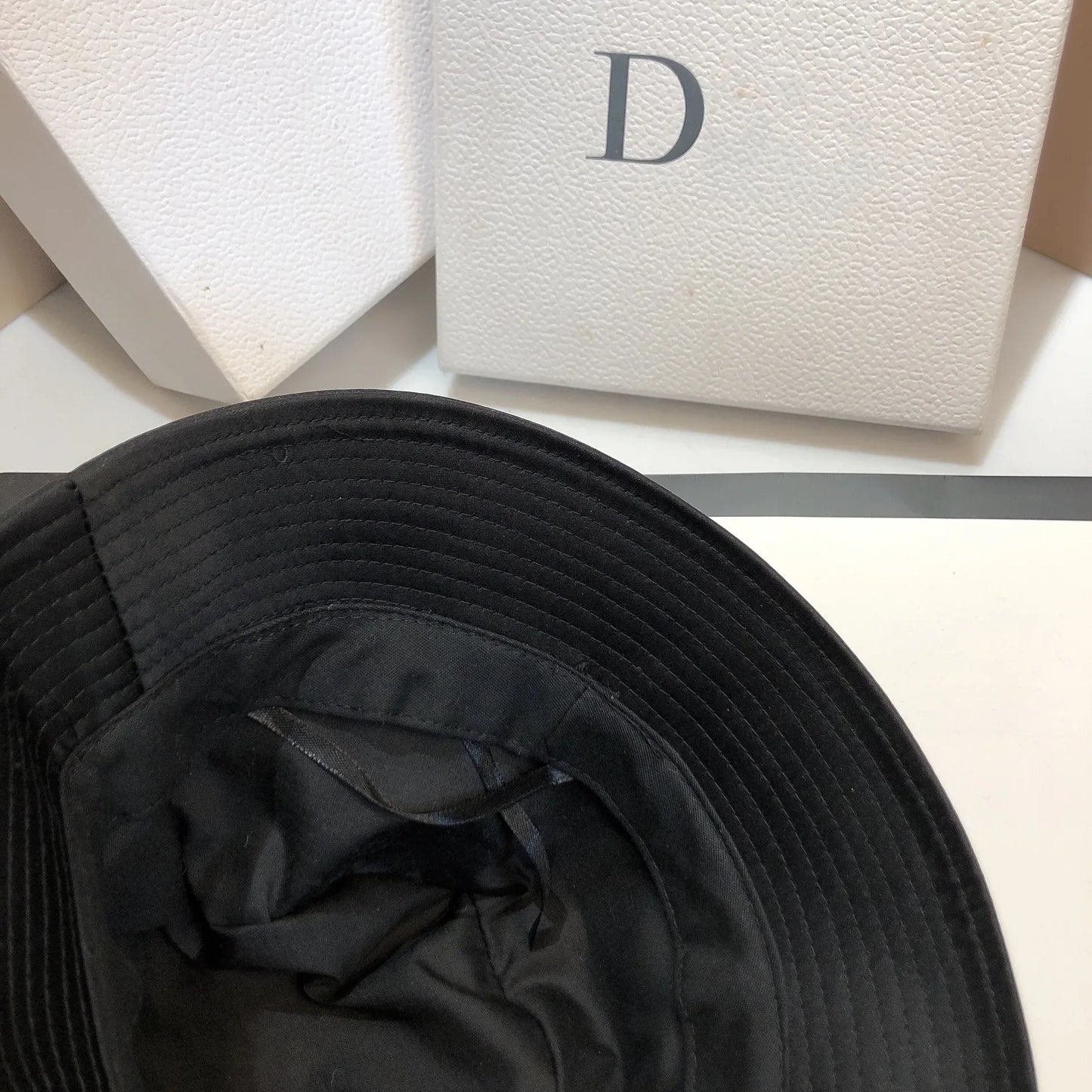Luxury Rhinestone Letter RB Bucket Hat Designer