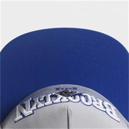 Unisex Embroidered Cotton Flat Brim Hip-Hop Snapback Cap