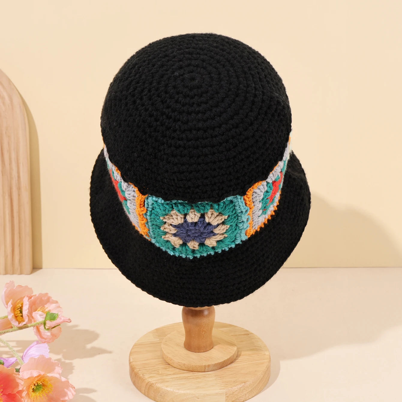 Women Black Geometric Flower Patch Bucket Hat