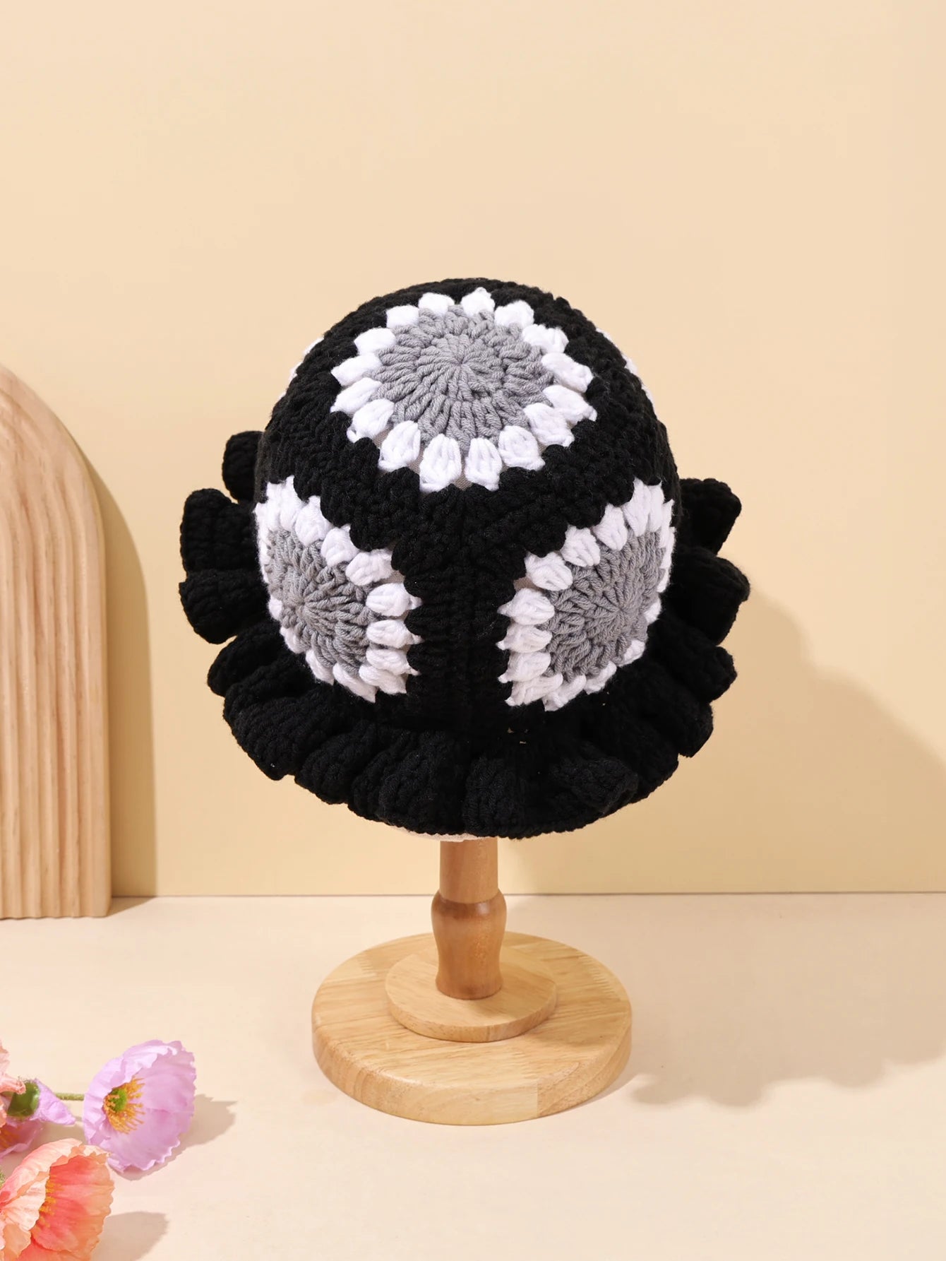 Vintage Spliced Crochet Winter Bucket Hat
