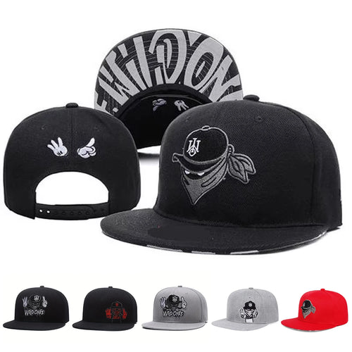 Retro Embroidered Unisex Streetwear Hip-Hop Snapback Cap
