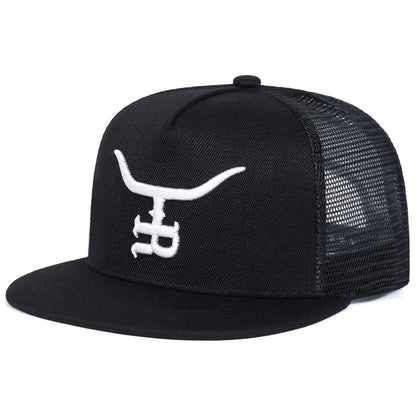 Unisex R Letter Bullhead Embroidered Mesh Snapback Cap