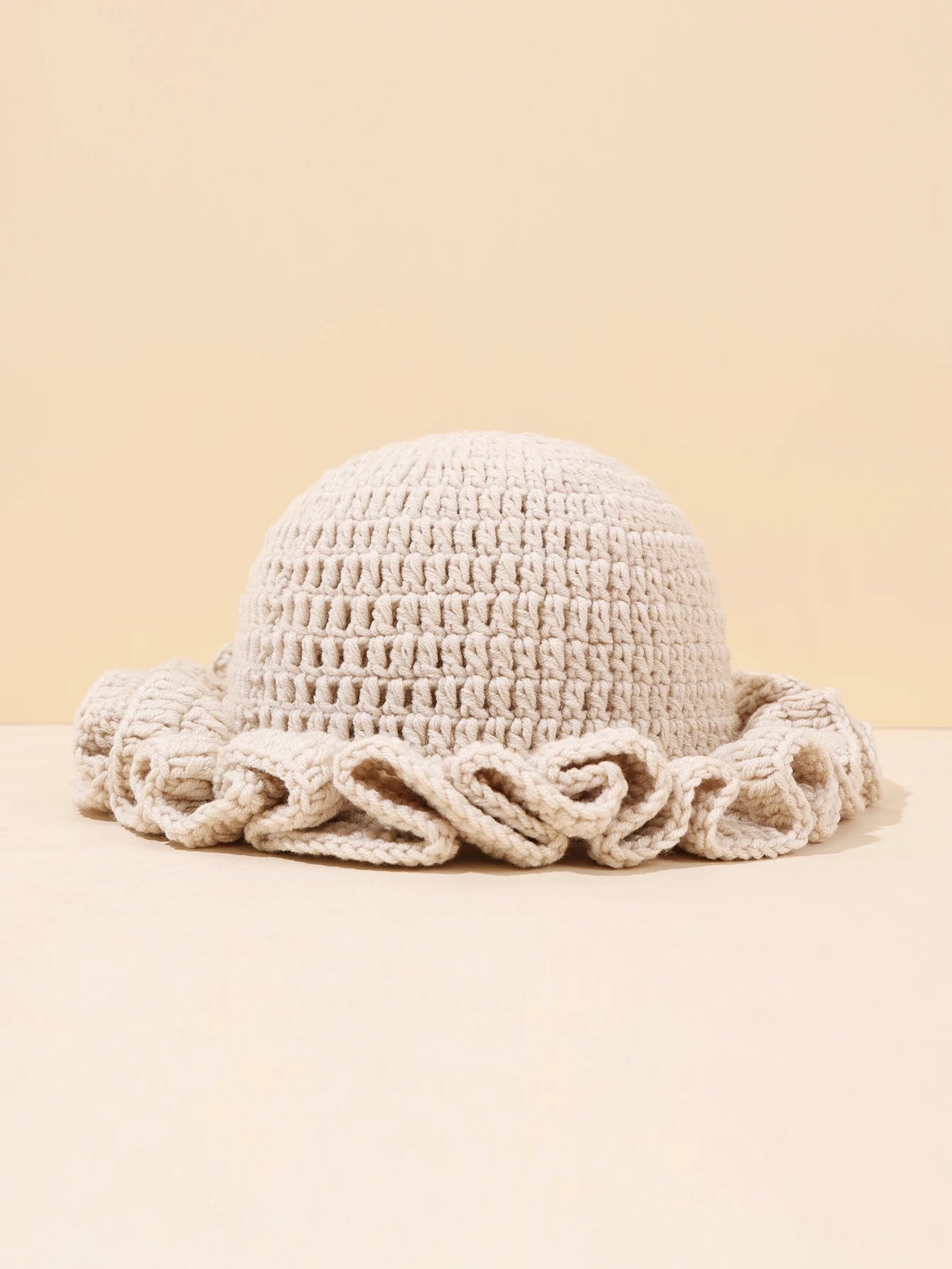 Women Vintage Crochet Black Ruffled Bucket Hat