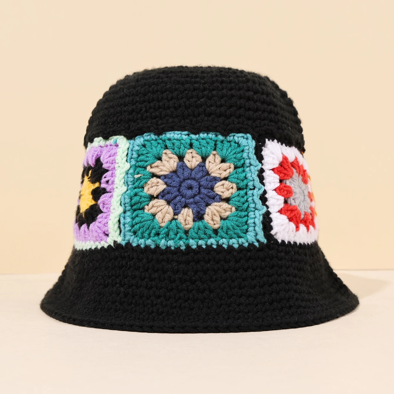 Women Black Geometric Flower Patch Bucket Hat