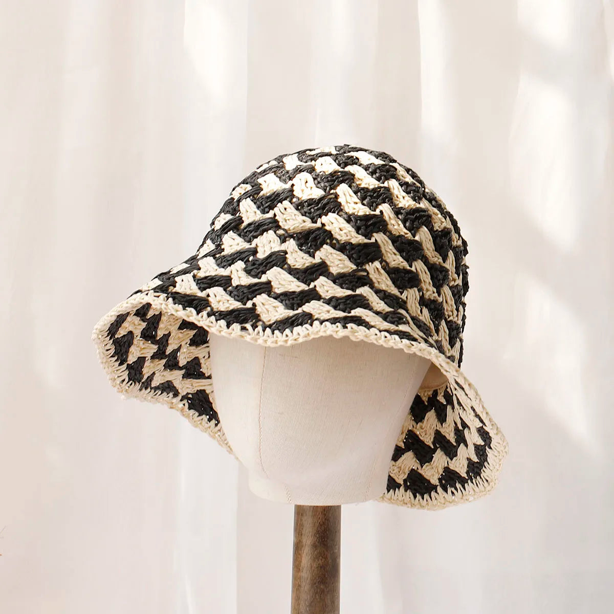 Women's Straw Crochet Sun Bucket Hat