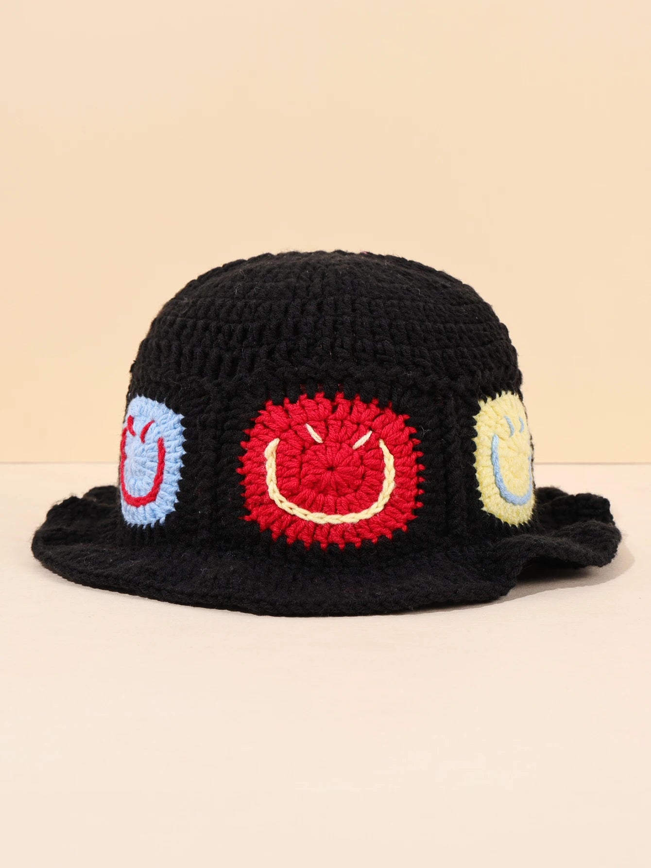 Smiley Knitted Warm Bucket Hat