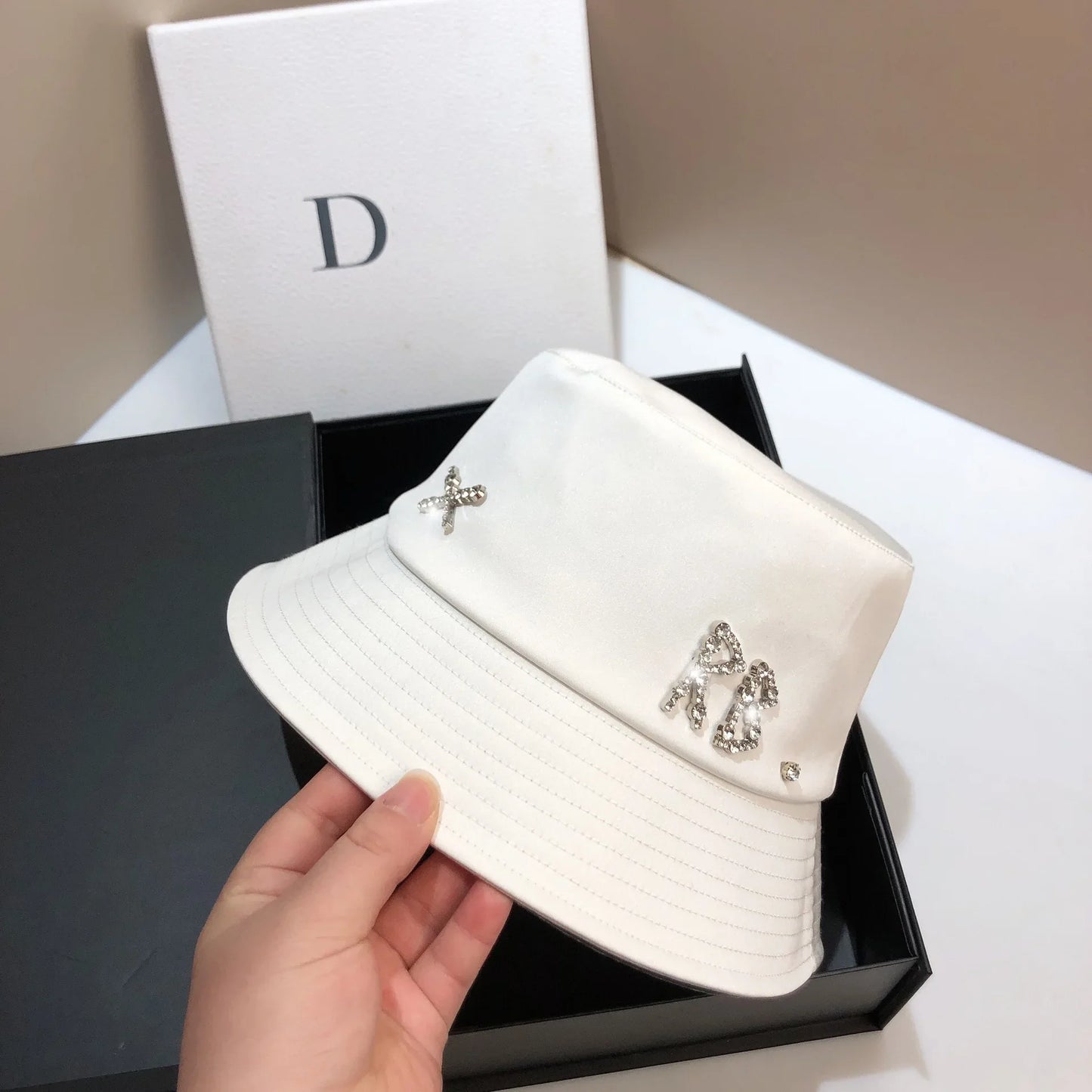 Luxury Rhinestone Letter RB Bucket Hat Designer