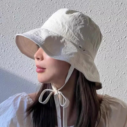 Foldable Wide Brim Breathable Bucket Hat With Strap