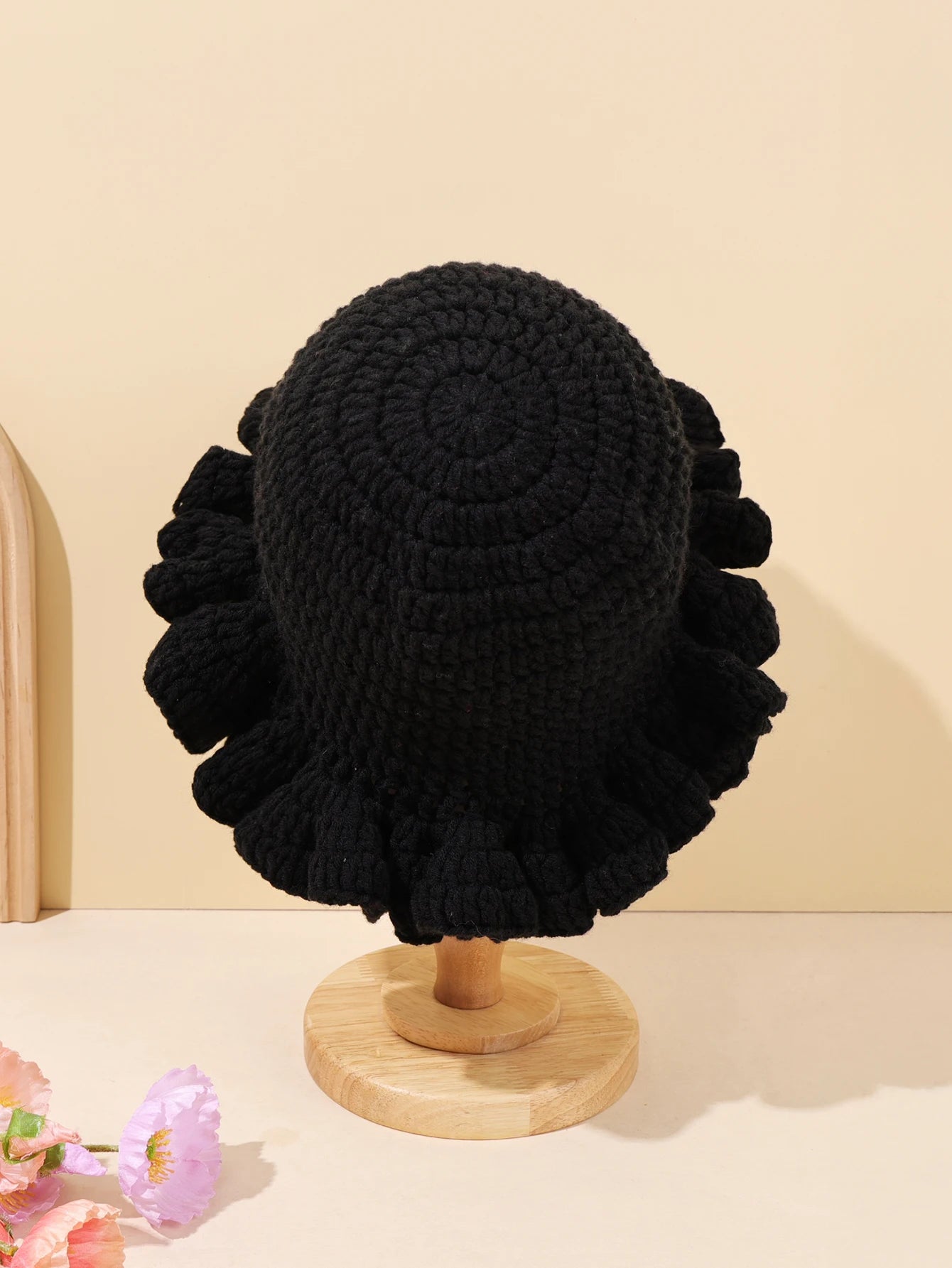 Women Vintage Crochet Black Ruffled Bucket Hat