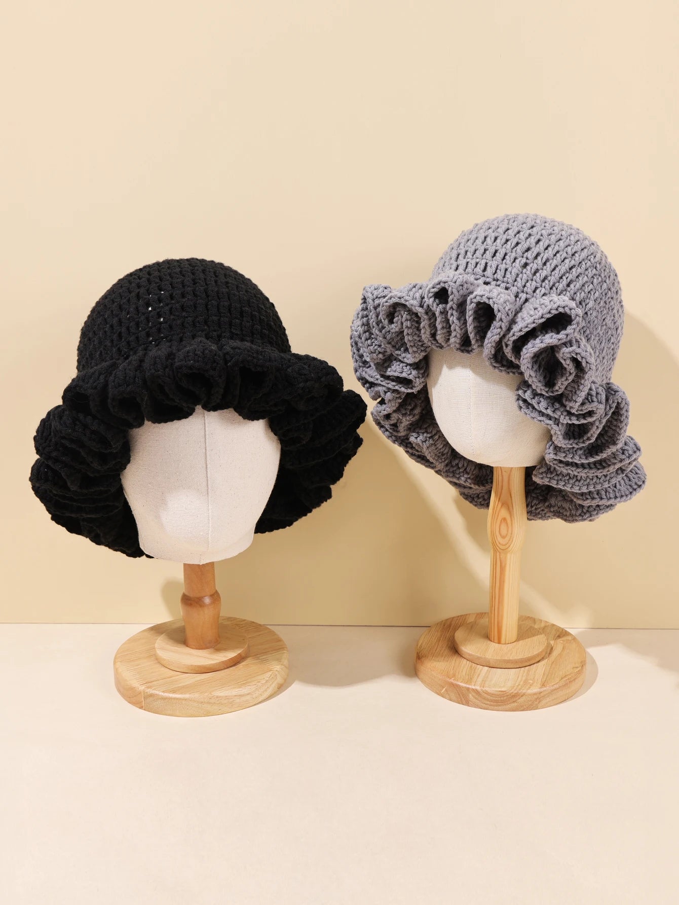 Women Vintage Crochet Black Ruffled Bucket Hat